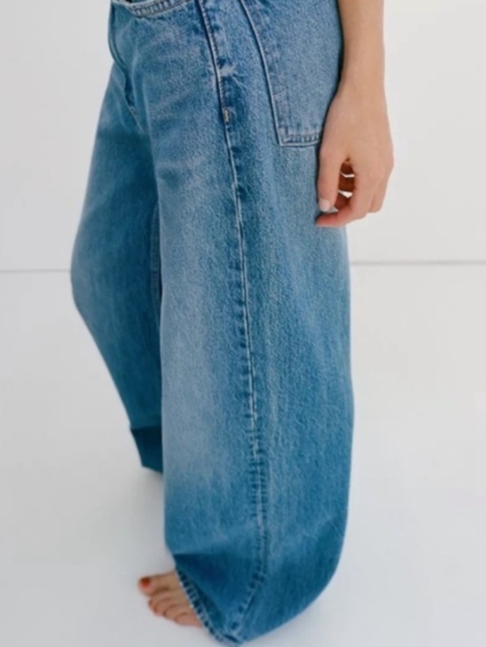 ZARA The Crossed Waist Wide Leg Jeans - Picture 3 of 16